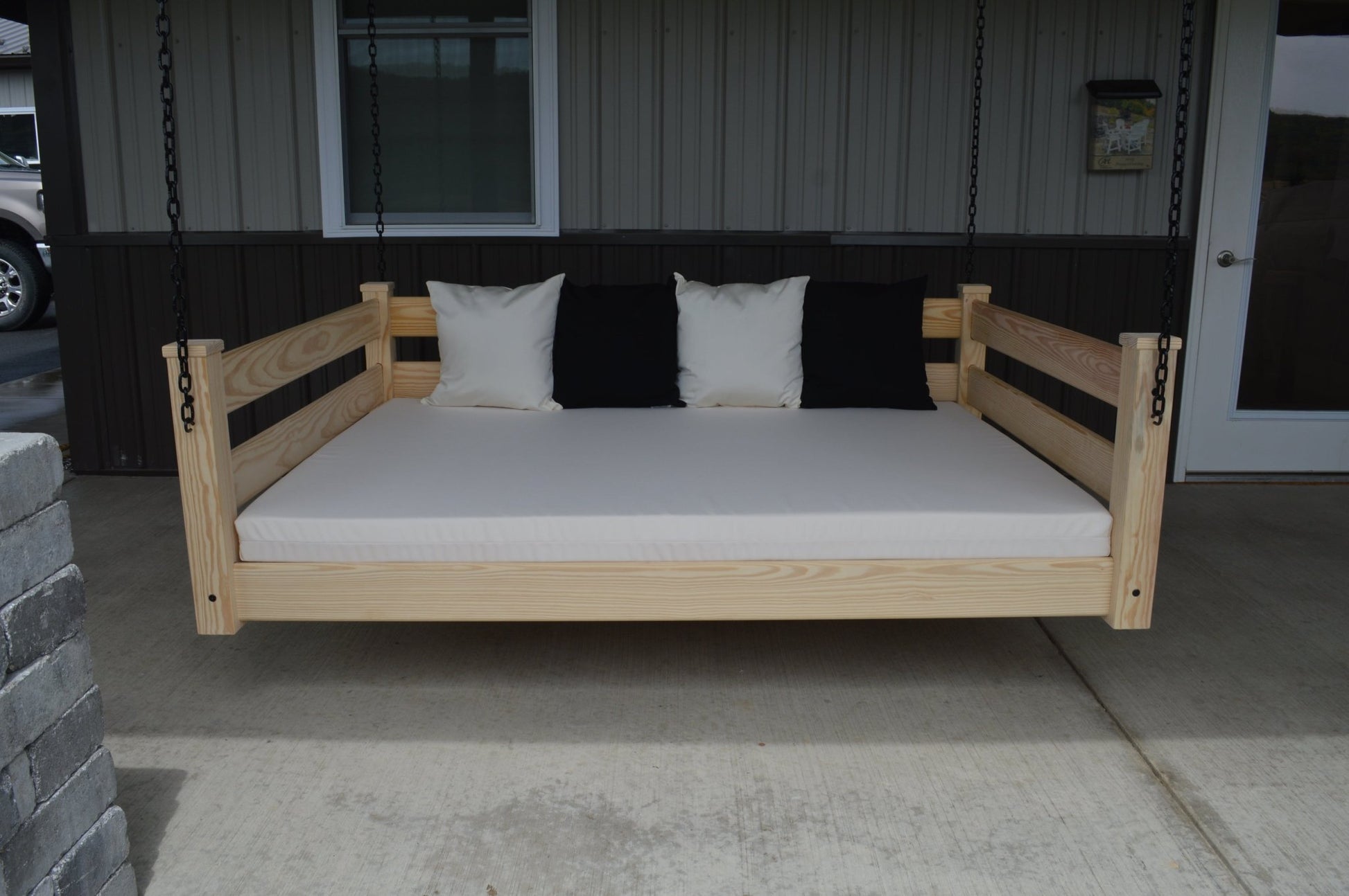 Amish Designed Full Homestead Hanging Daybed w Chain - Ocklawaha Outpost